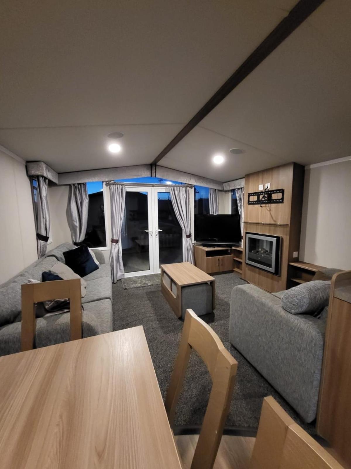 3 Bed Platinum Caravan Presthaven Sands 프레스타틴 외부 사진